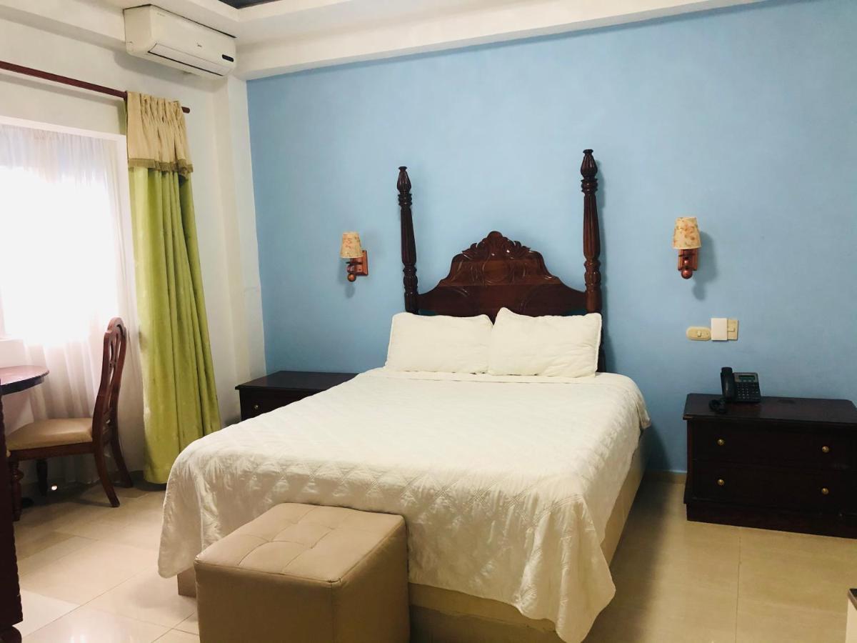 Hotel La Casona Dorada Santo Domingo Bagian luar foto